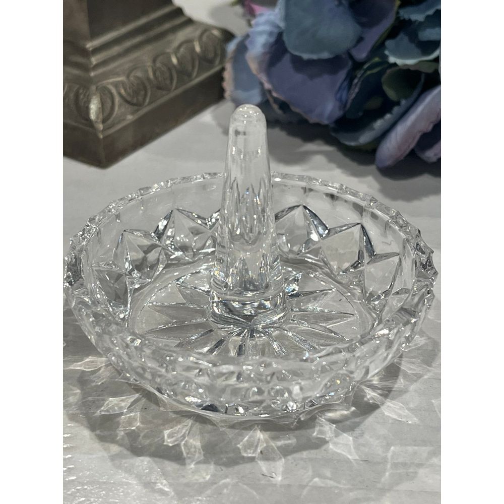 Vintage Zaječar Crystal Ring Holder, 24% Lead Crystal, Hand‎ Cut ring ho… - Picture 2 of 6